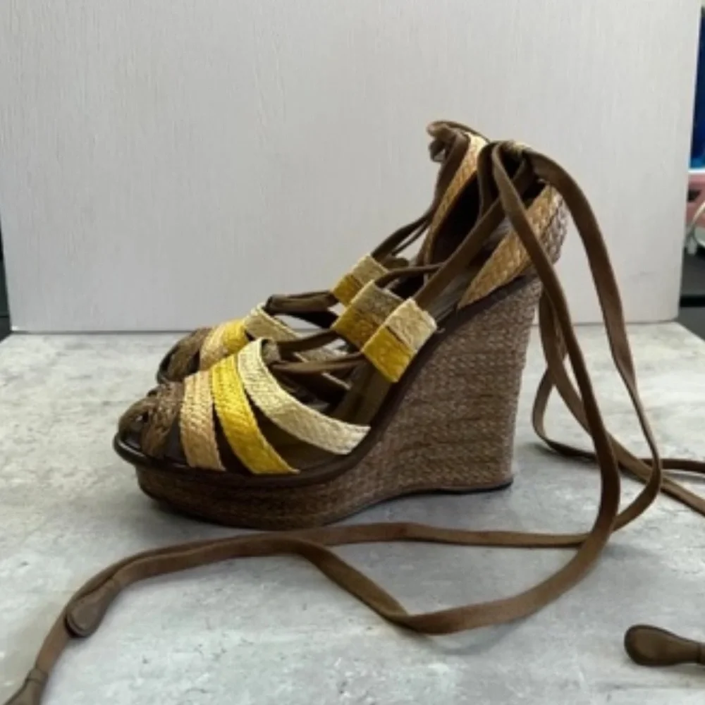 Woven Raffia Platform Sandals in Yellow and Brown